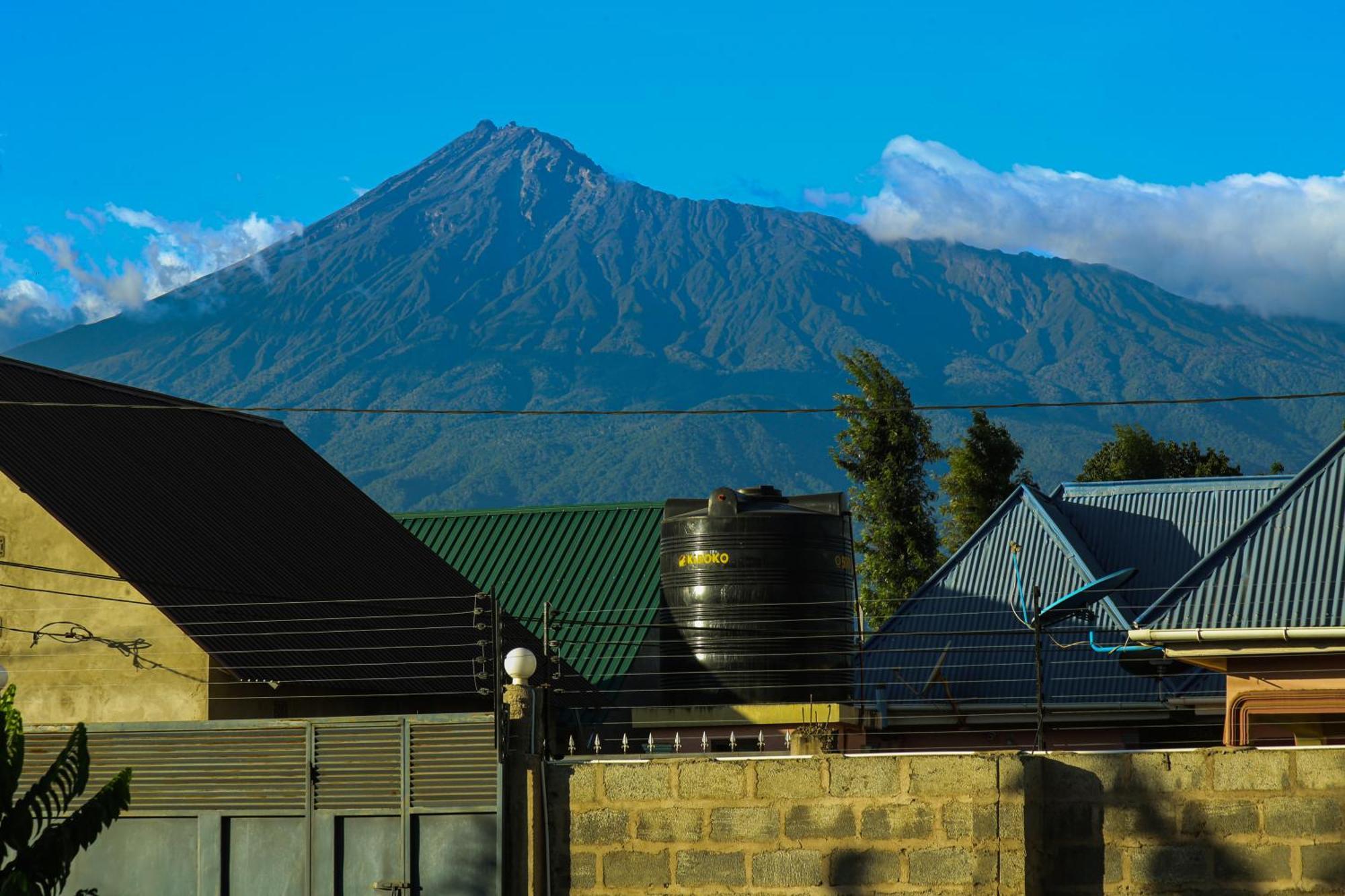 Hakuna Woga Inn Arusha Exterior foto